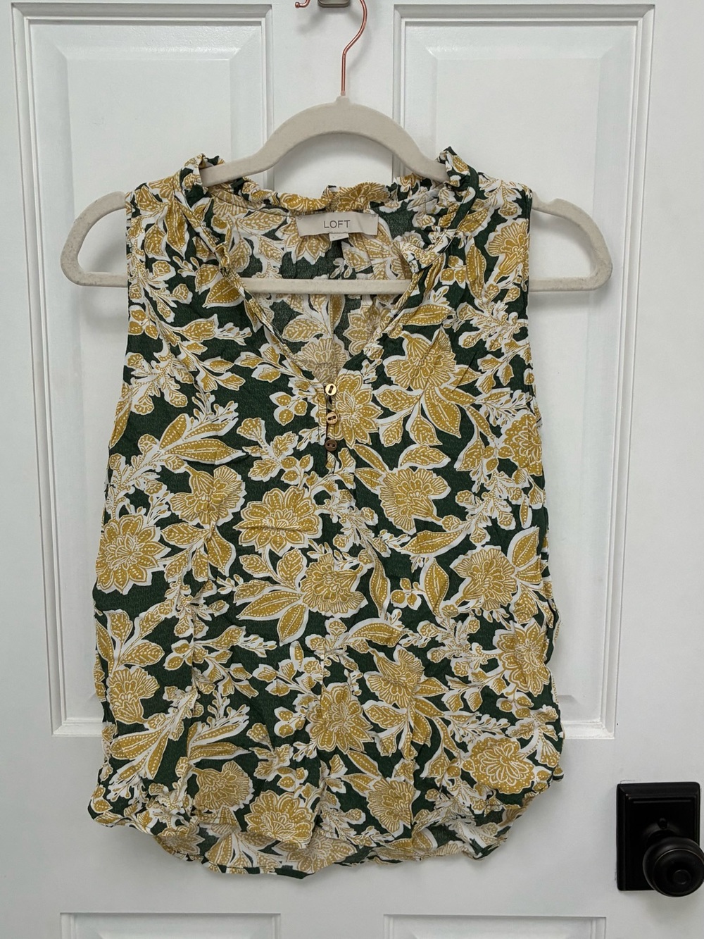 LOFT Floral Sleeveless Shell Top in Green, Mustard and White
